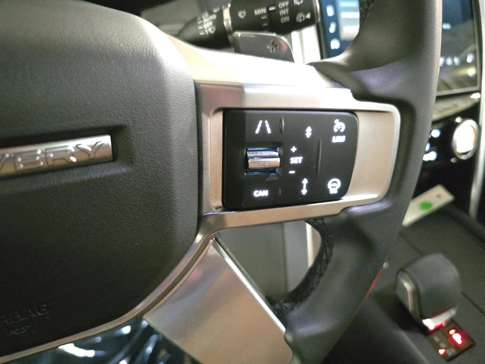 2025 Land Rover Discovery Dynamic SE - Photo 21