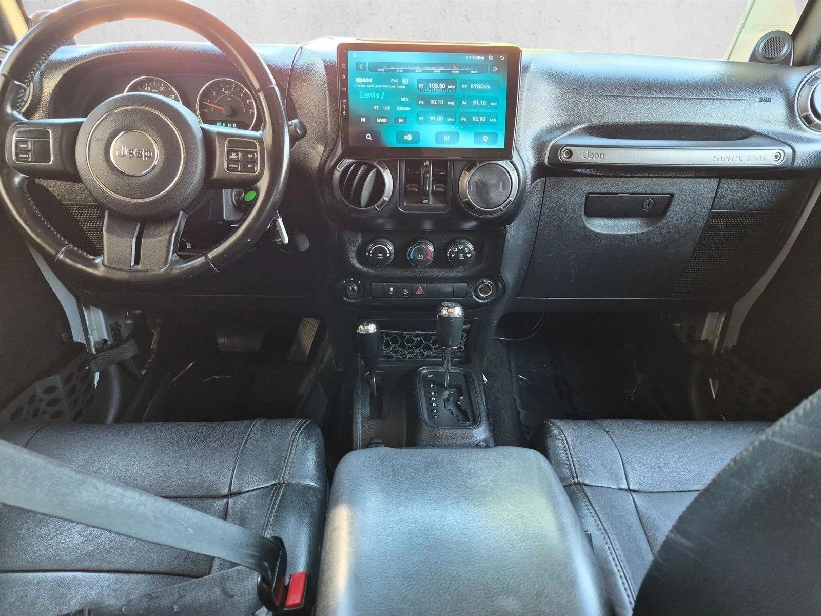 Thumbnail: 2011 Jeep Wrangler - 3