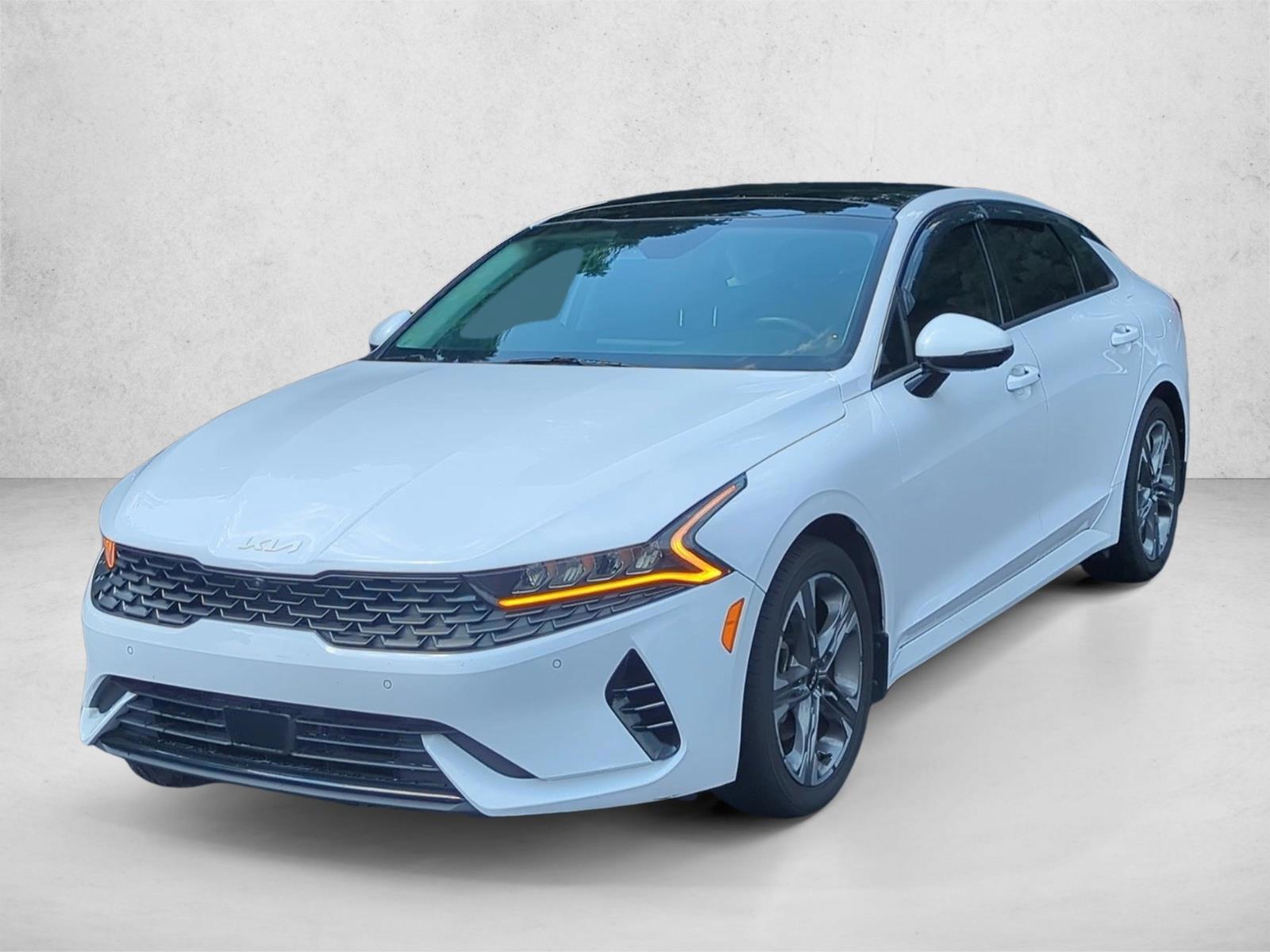 Thumbnail: 2022 Kia K5 - 1