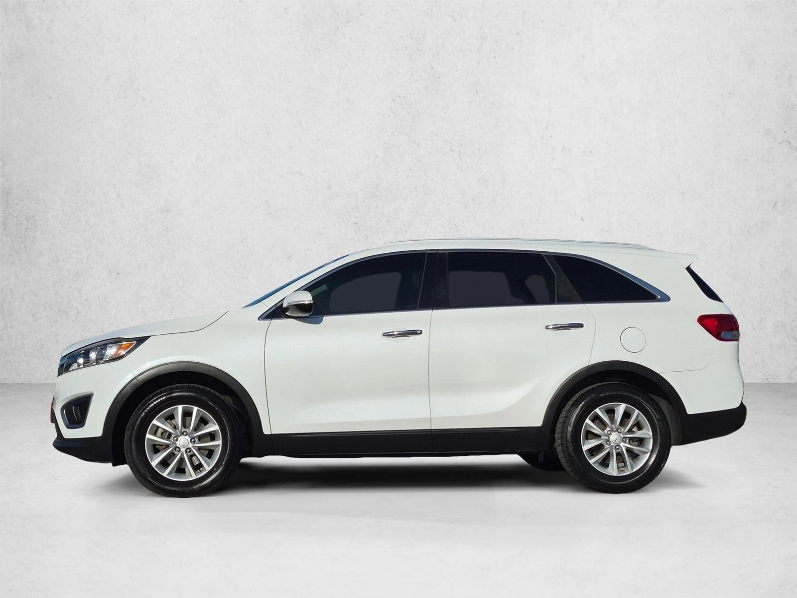 Thumbnail: 2016 Kia Sorento - 2