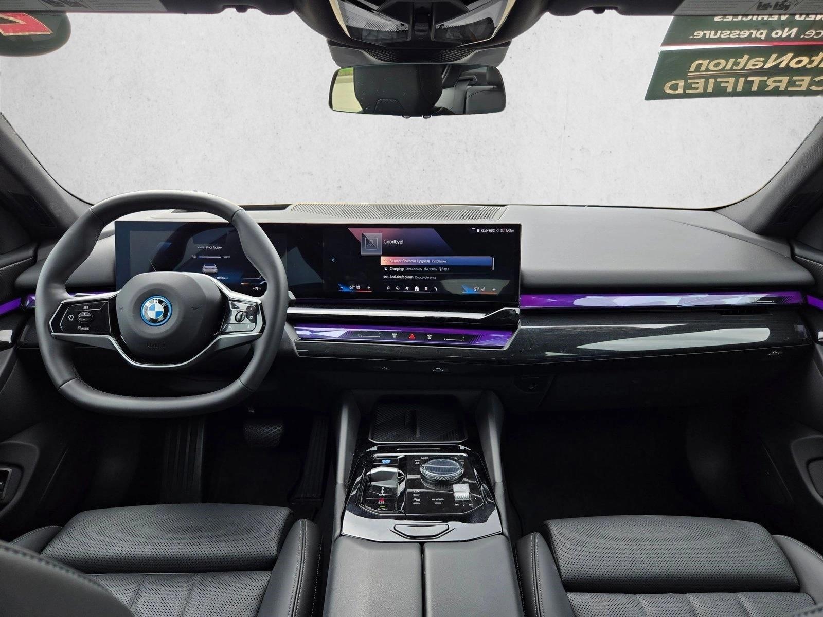 Thumbnail: 2025 BMW i5 - 3