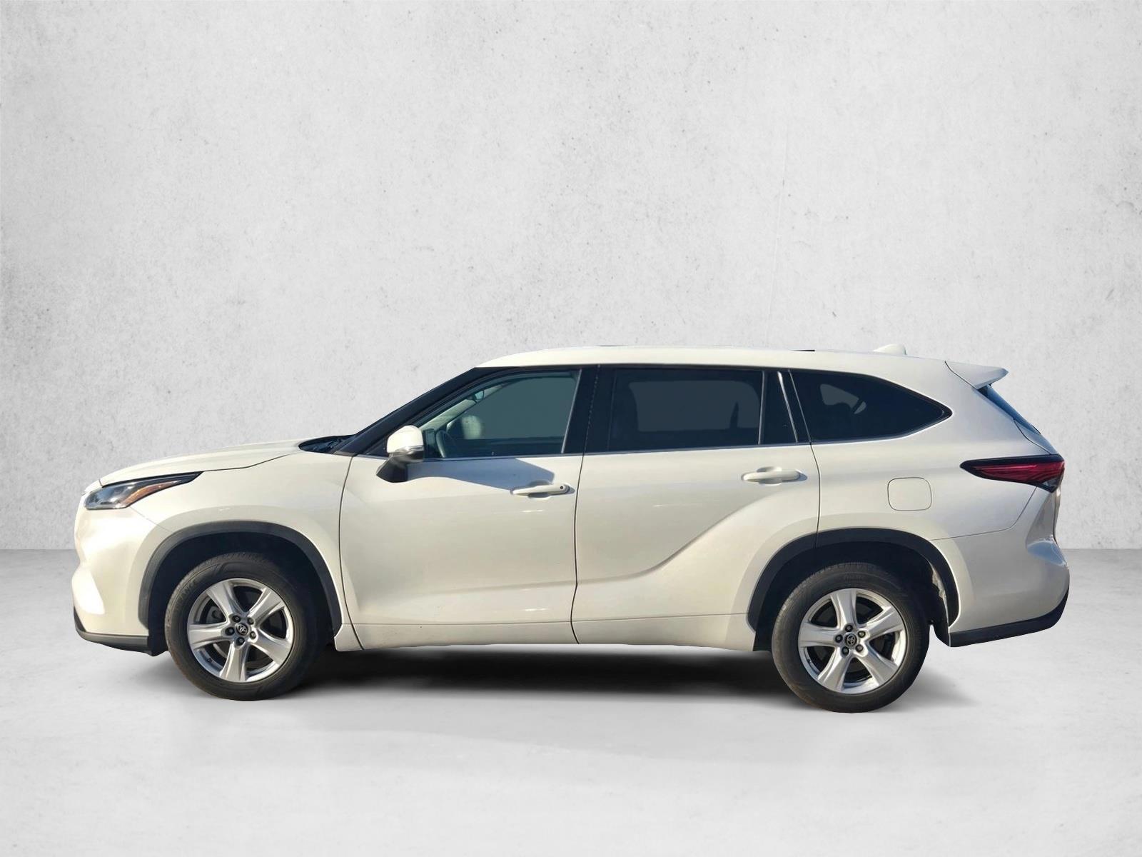 Thumbnail: 2021 Toyota Highlander - 2