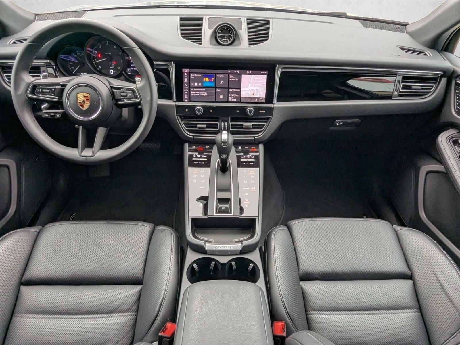 Thumbnail: 2026 Porsche Macan - 5