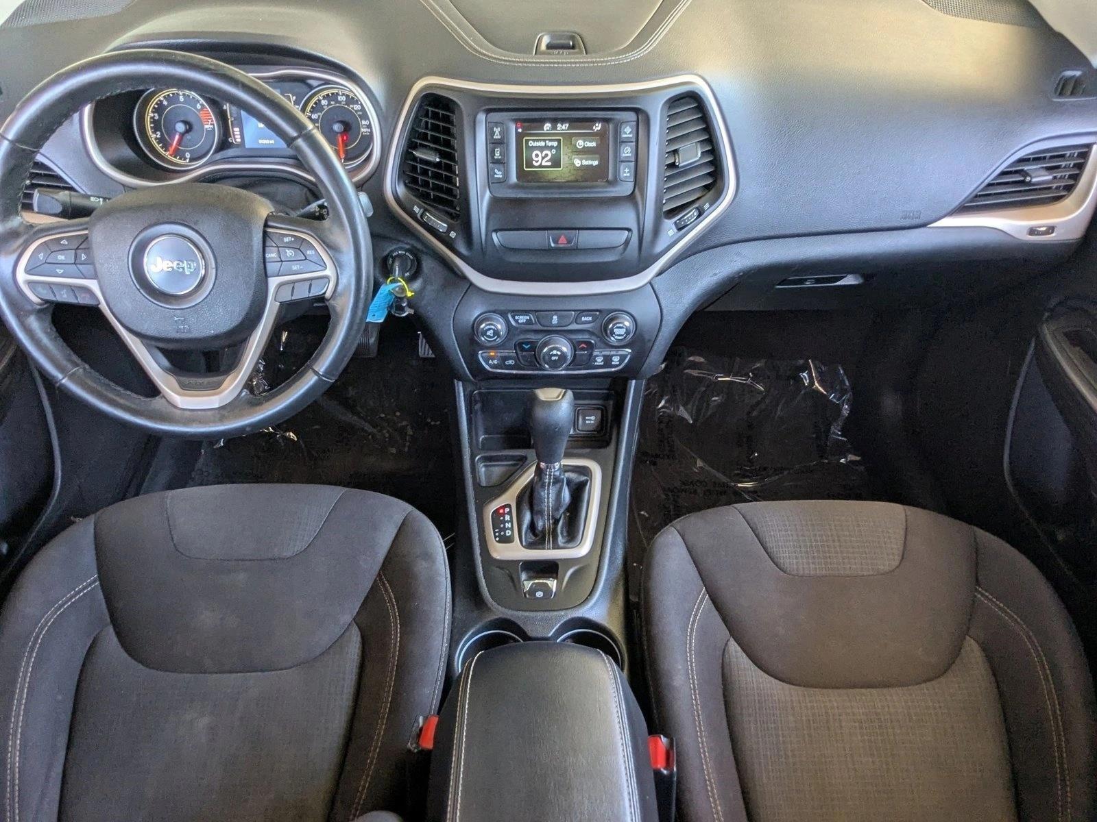 Thumbnail: 2016 Jeep Cherokee - 4