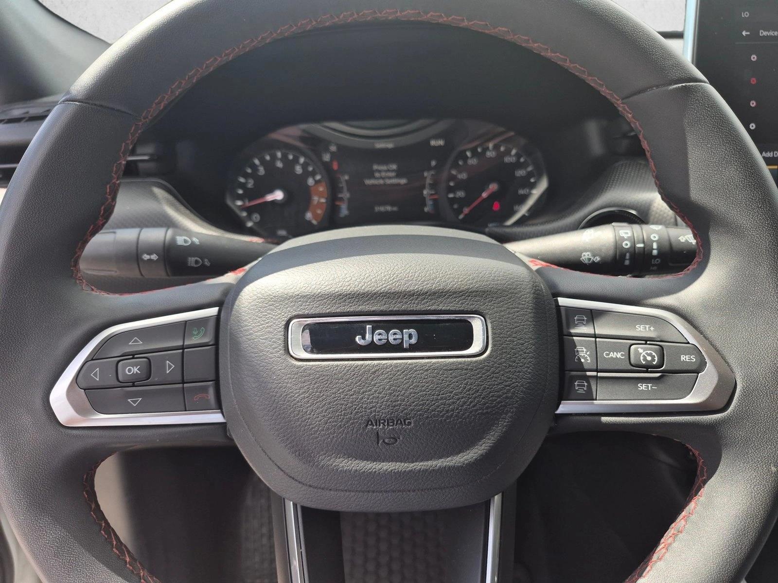 2025 Jeep Compass Trailhawk - Photo 13