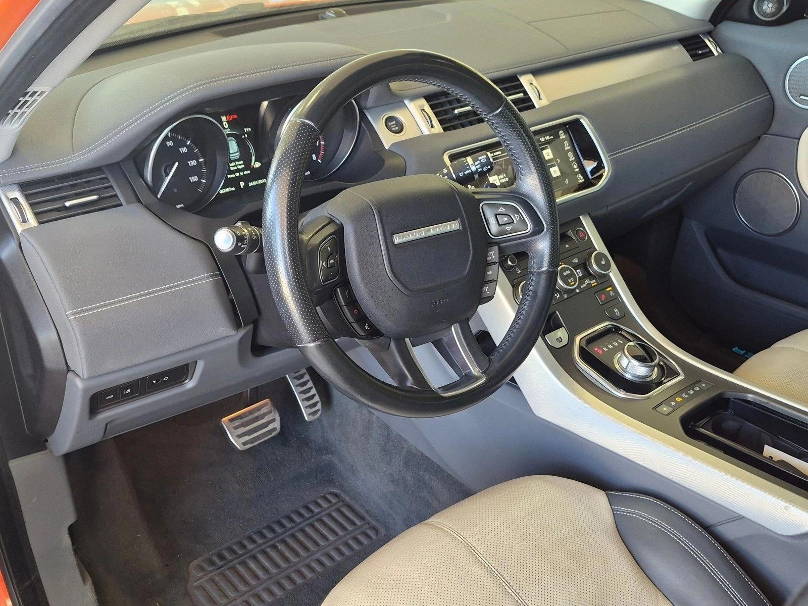 Thumbnail: 2016 Land Rover Range Rover Evoque - 3