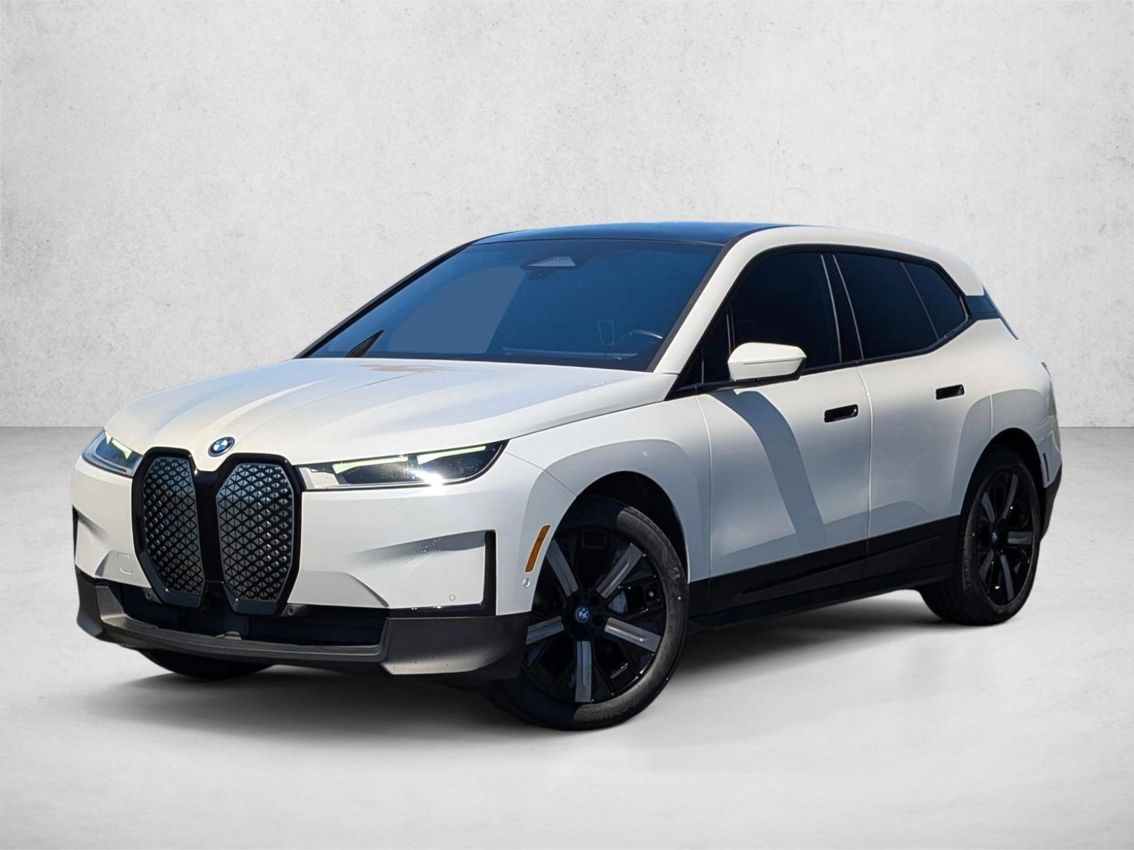 Thumbnail: 2023 BMW iX - 1