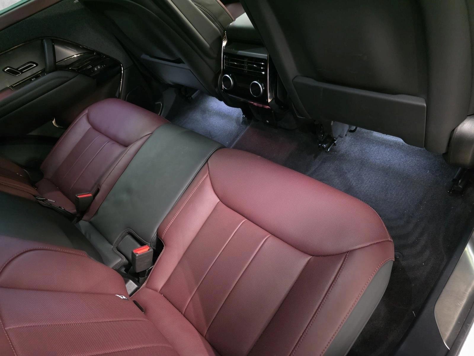 Thumbnail: 2024 Land Rover Range Rover Sport - 4