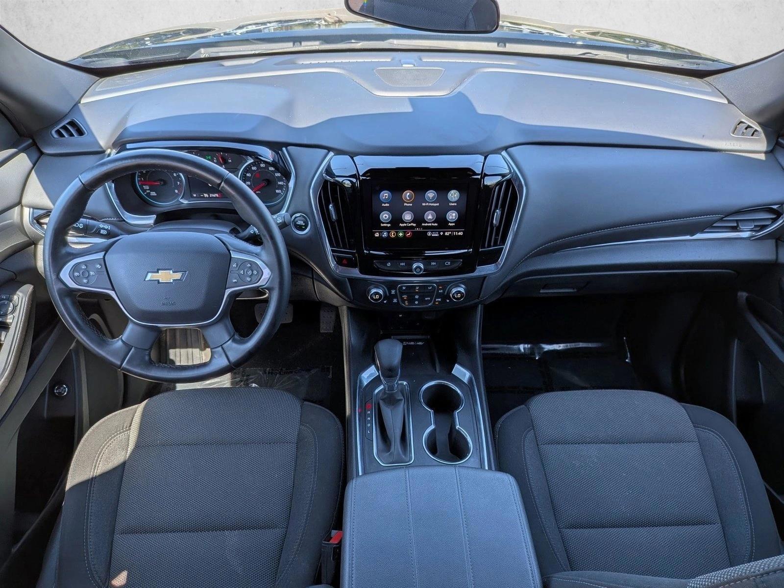 Thumbnail: 2023 Chevrolet Traverse - 3