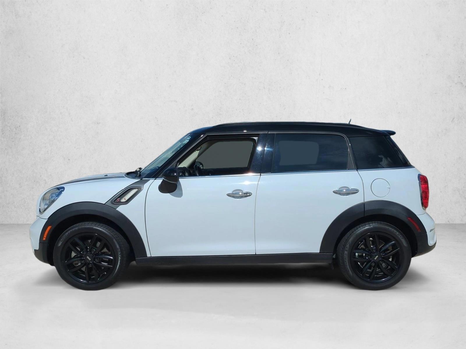 Thumbnail: 2015 MINI Cooper Countryman - 2