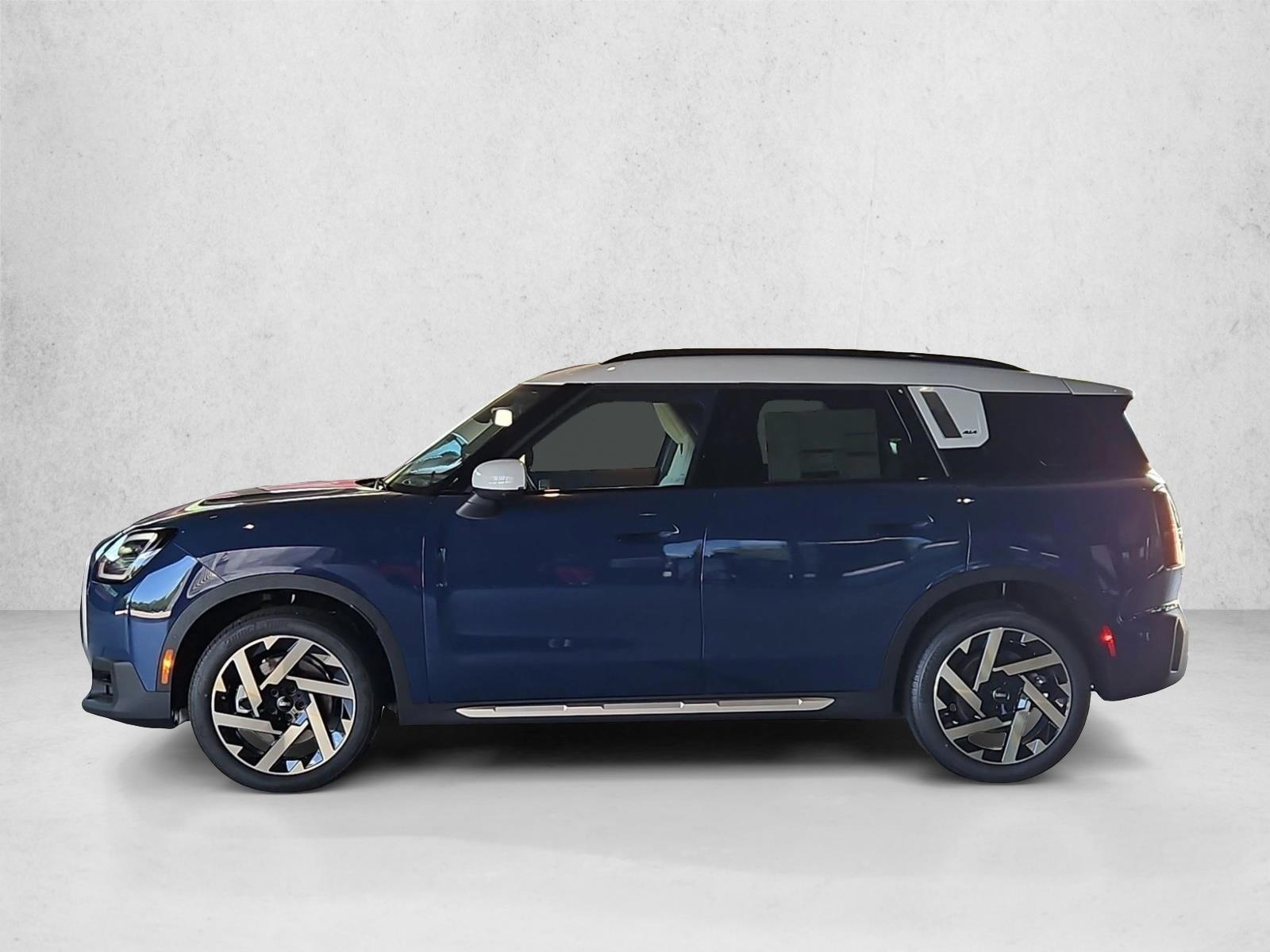 Thumbnail: 2027 MINI Cooper Countryman - 2