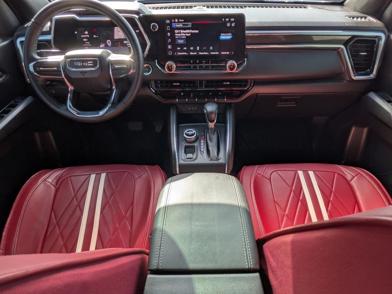 2025 GMC Canyon