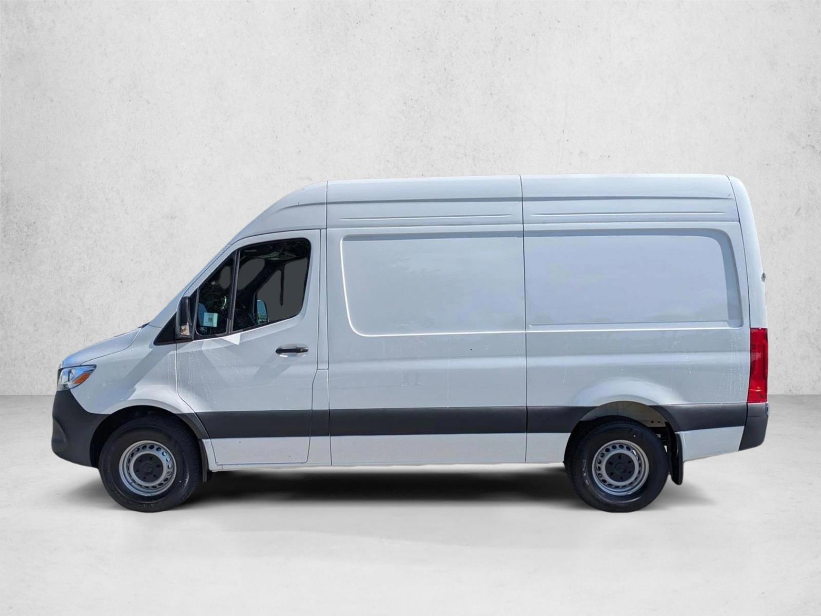 Thumbnail: 2026 Mercedes-Benz Sprinter - 2
