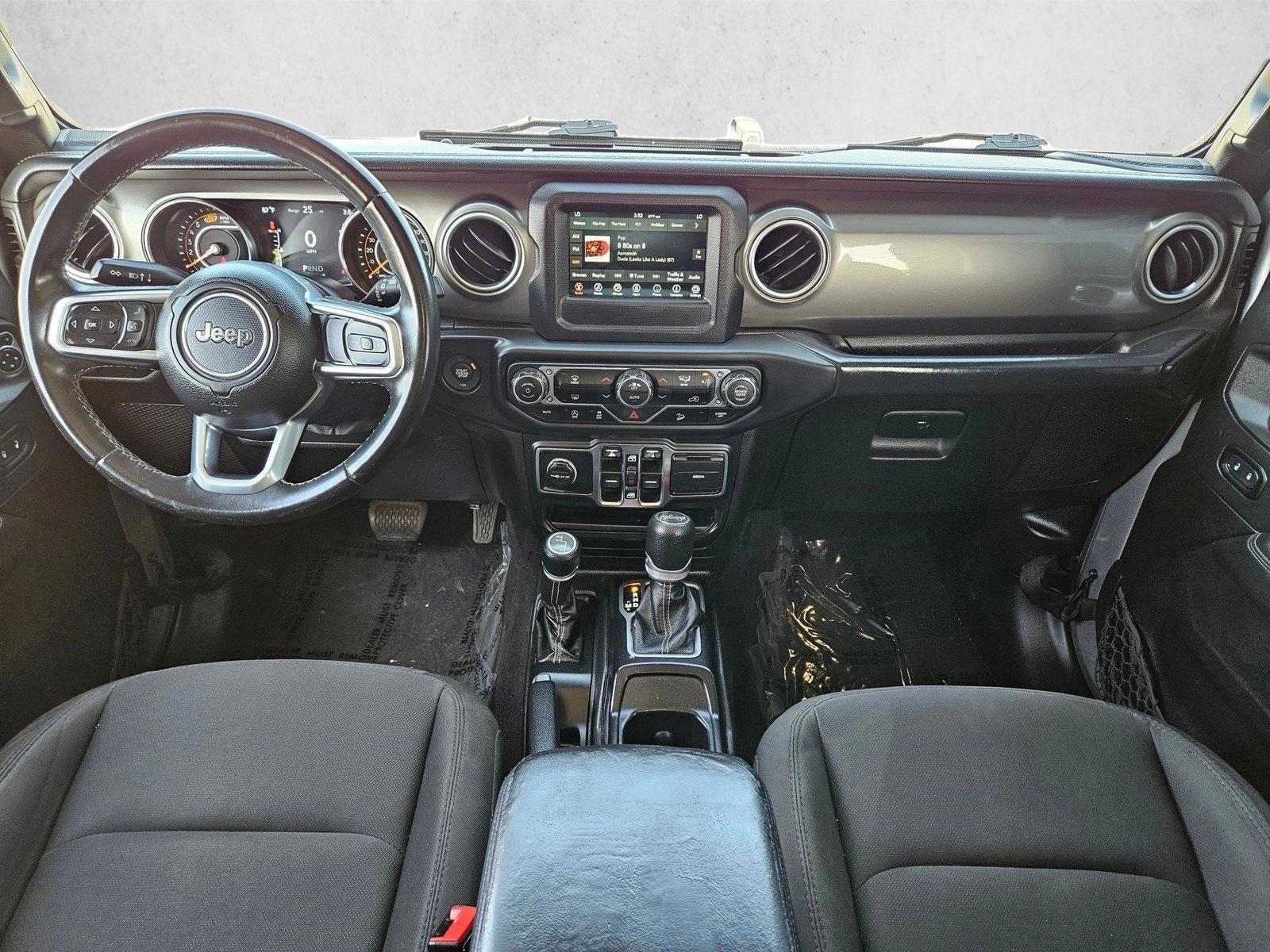 Thumbnail: 2019 Jeep Wrangler - 3