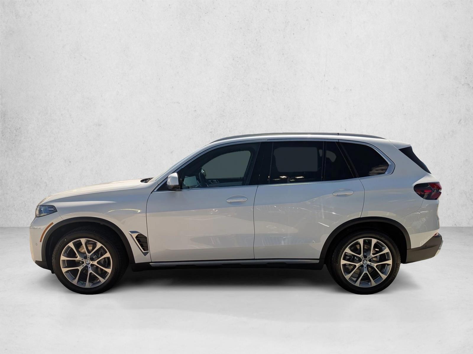 Thumbnail: 2026 BMW X5 - 2
