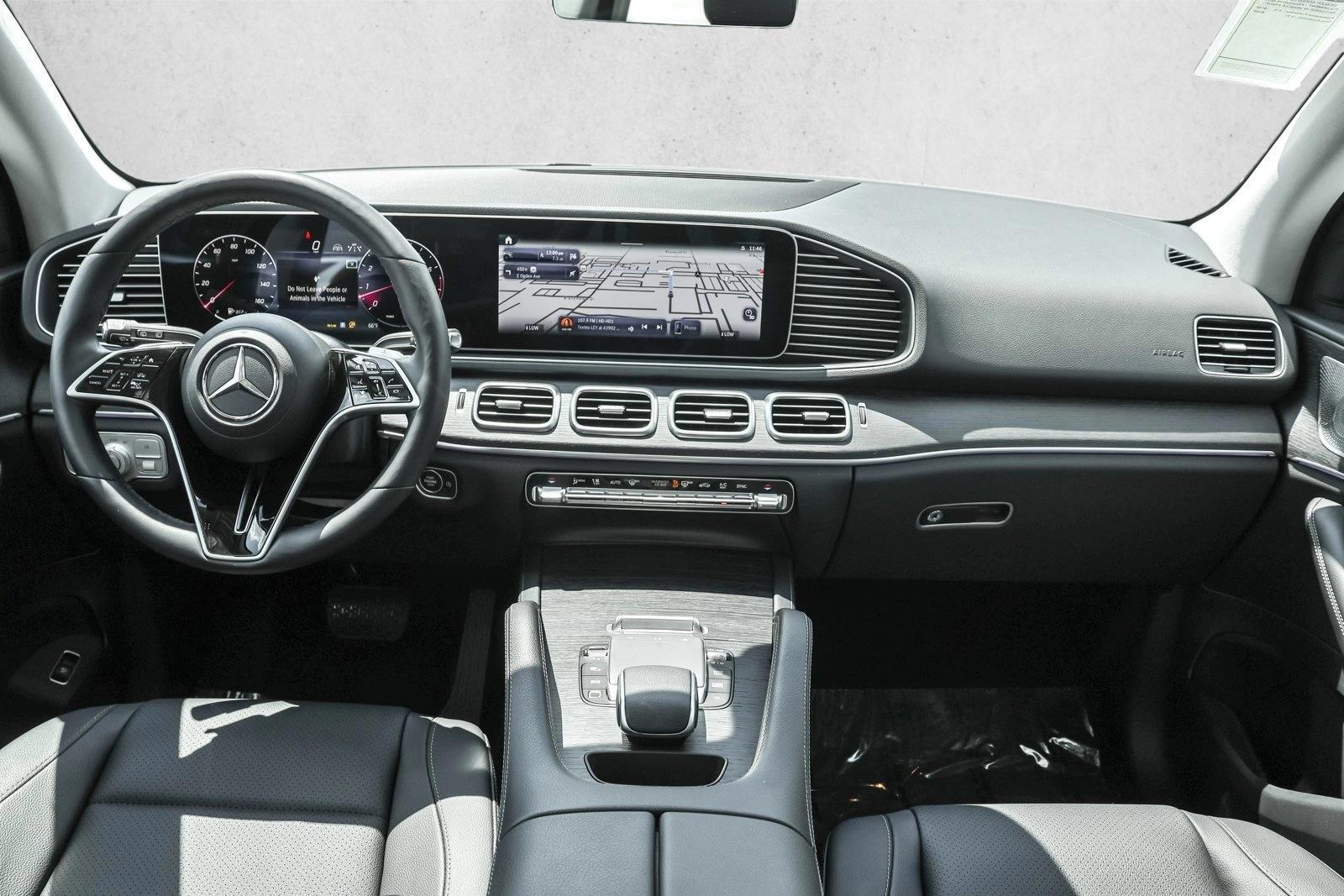 Thumbnail: 2026 Mercedes-Benz GLE - 4