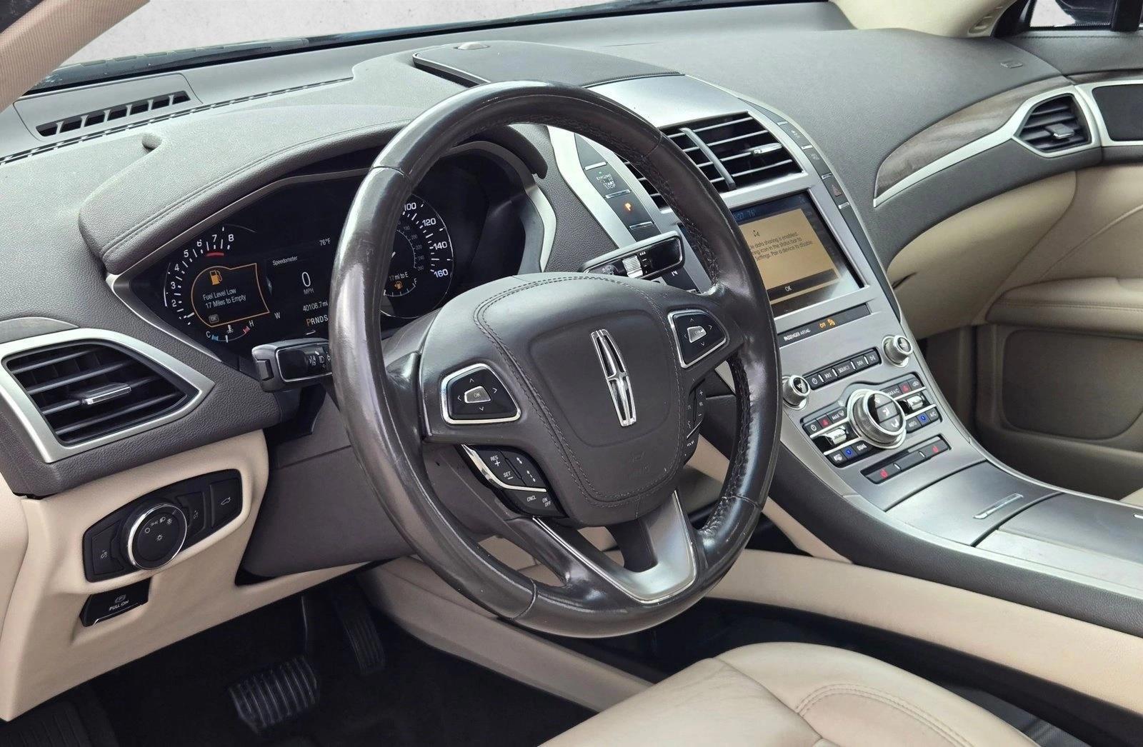 Thumbnail: 2019 Lincoln MKZ - 3