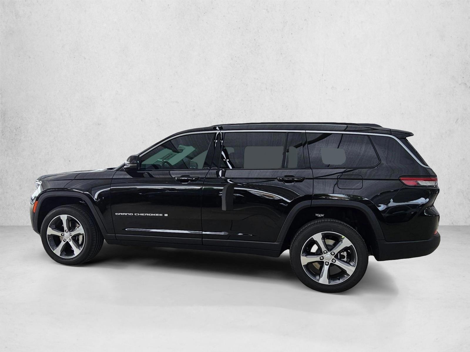 Thumbnail: 2026 Jeep Grand Cherokee L - 2