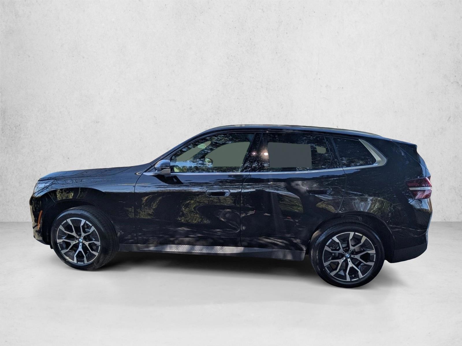 Thumbnail: 2026 BMW X3 - 1