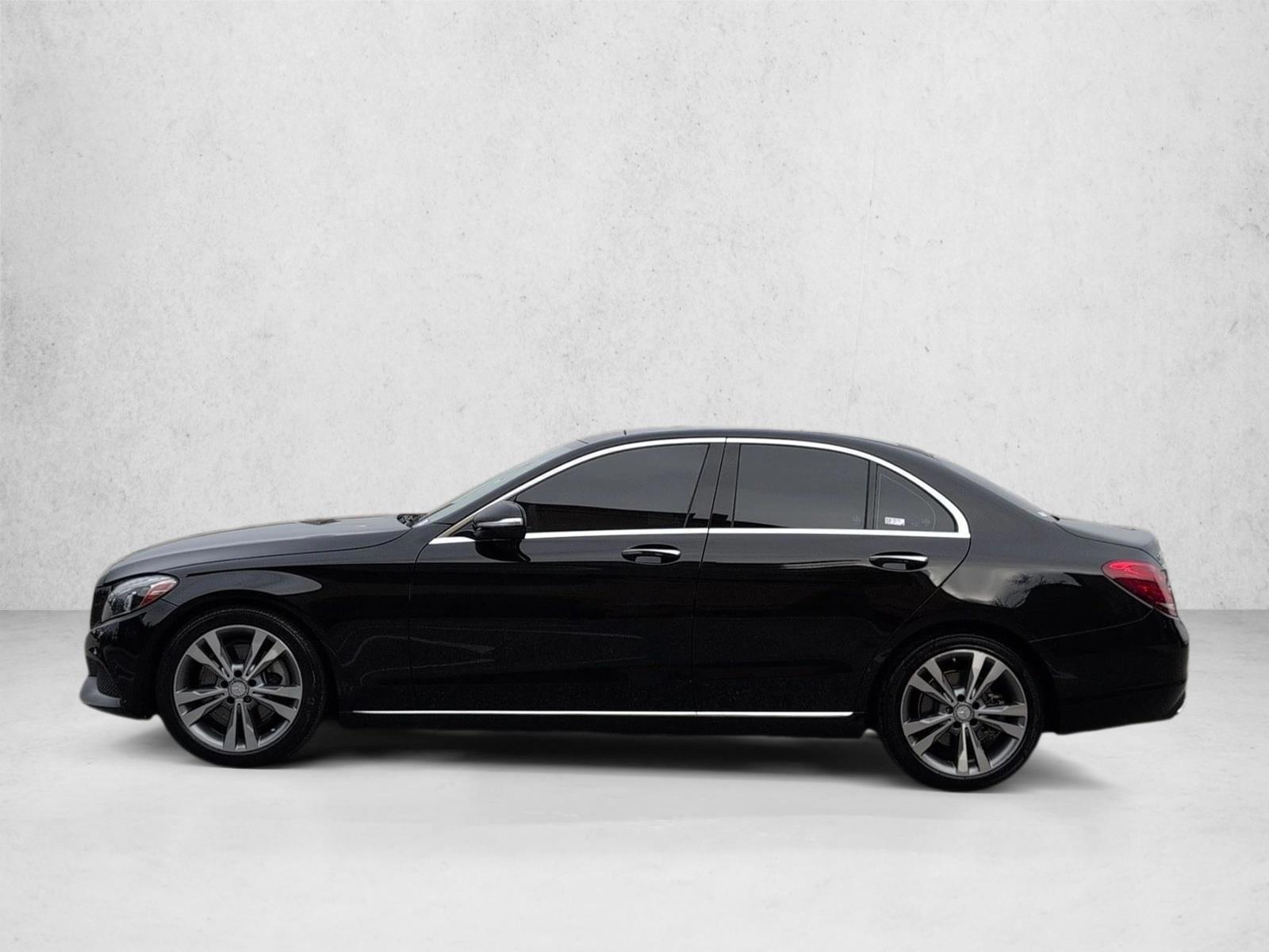 Thumbnail: 2015 Mercedes-Benz C-Class - 2