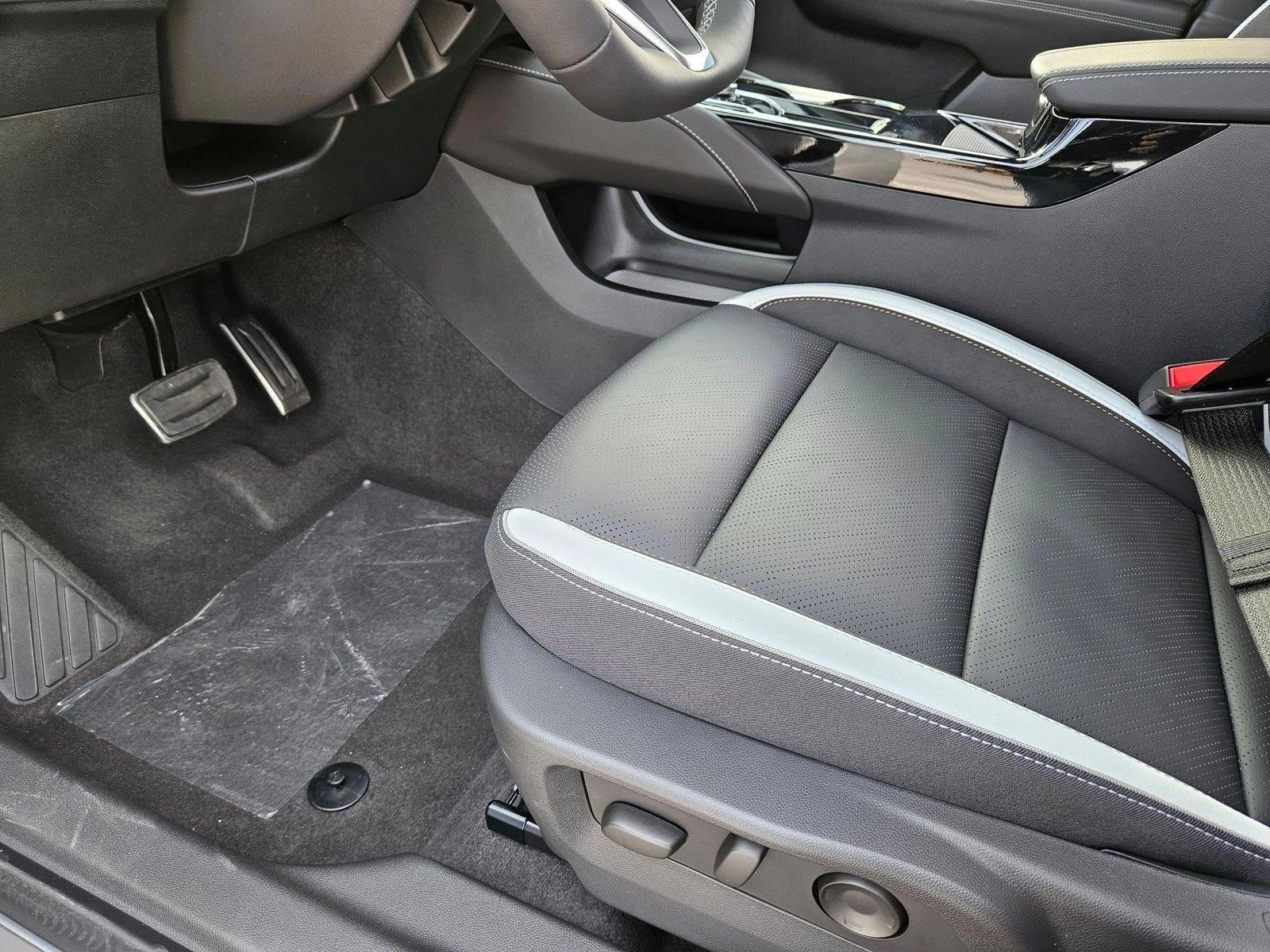 Thumbnail: 2026 Buick Envision - 4