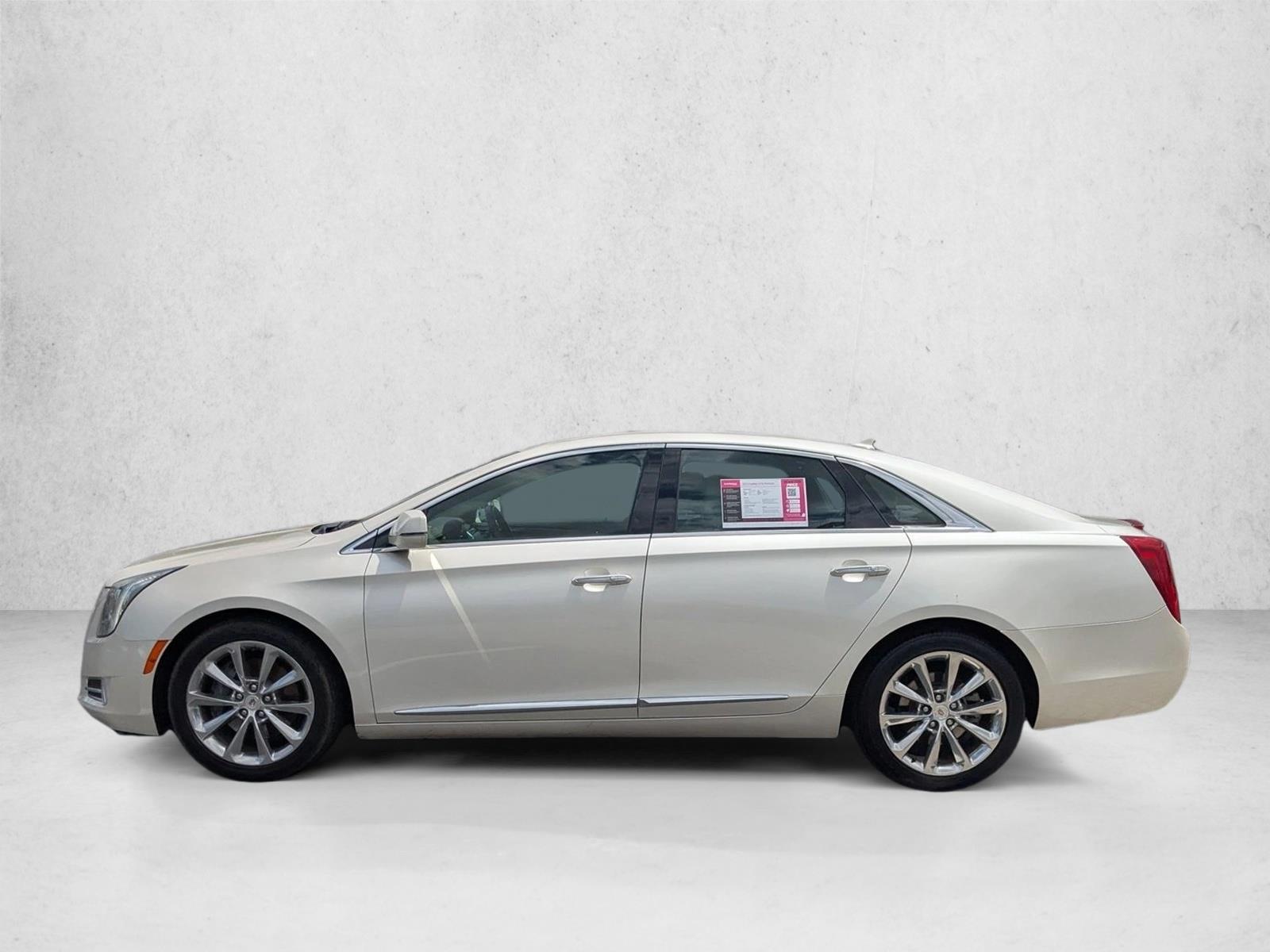 Thumbnail: 2013 Cadillac XTS - 2