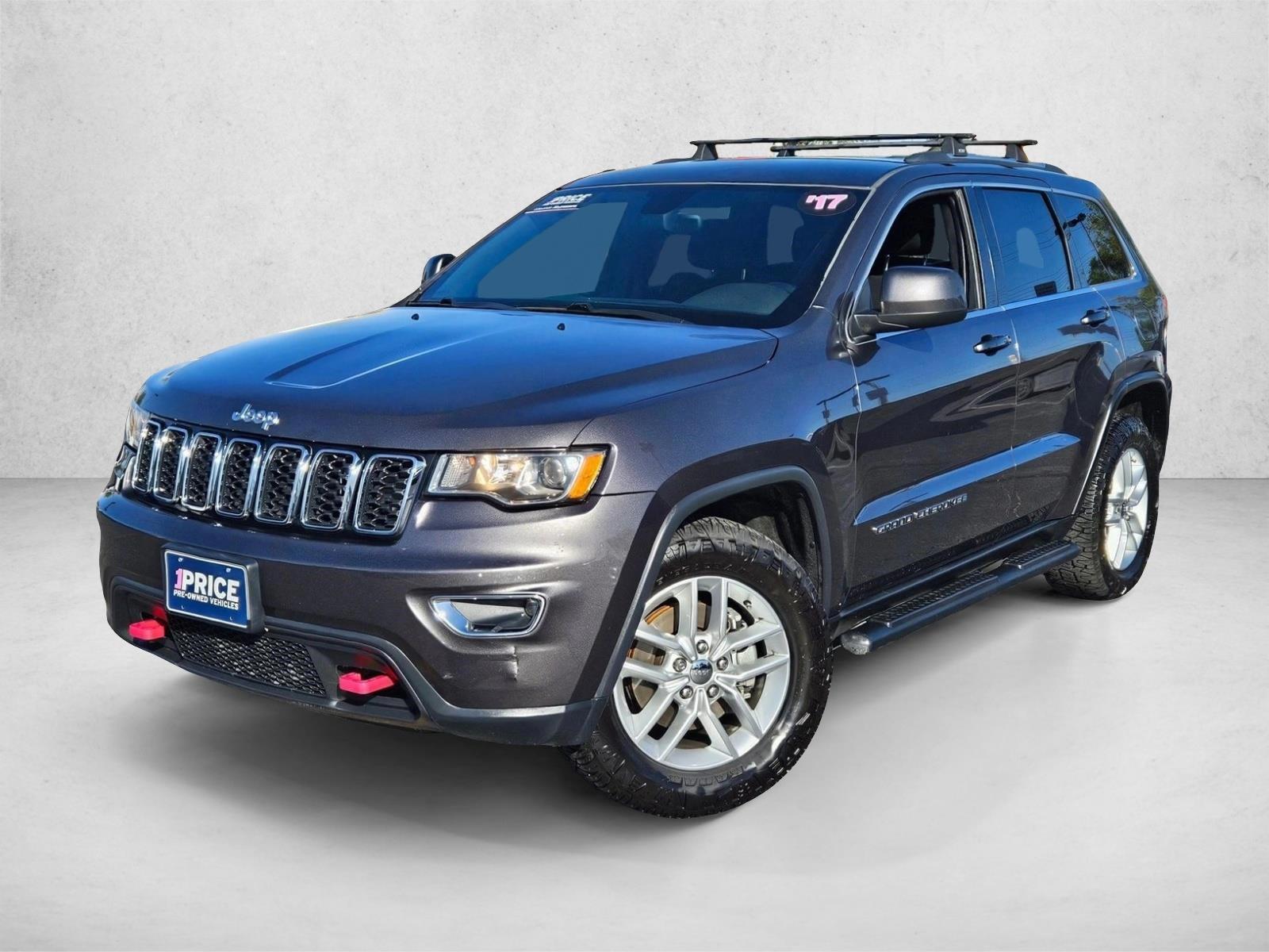 Thumbnail: 2017 Jeep Grand Cherokee - 1
