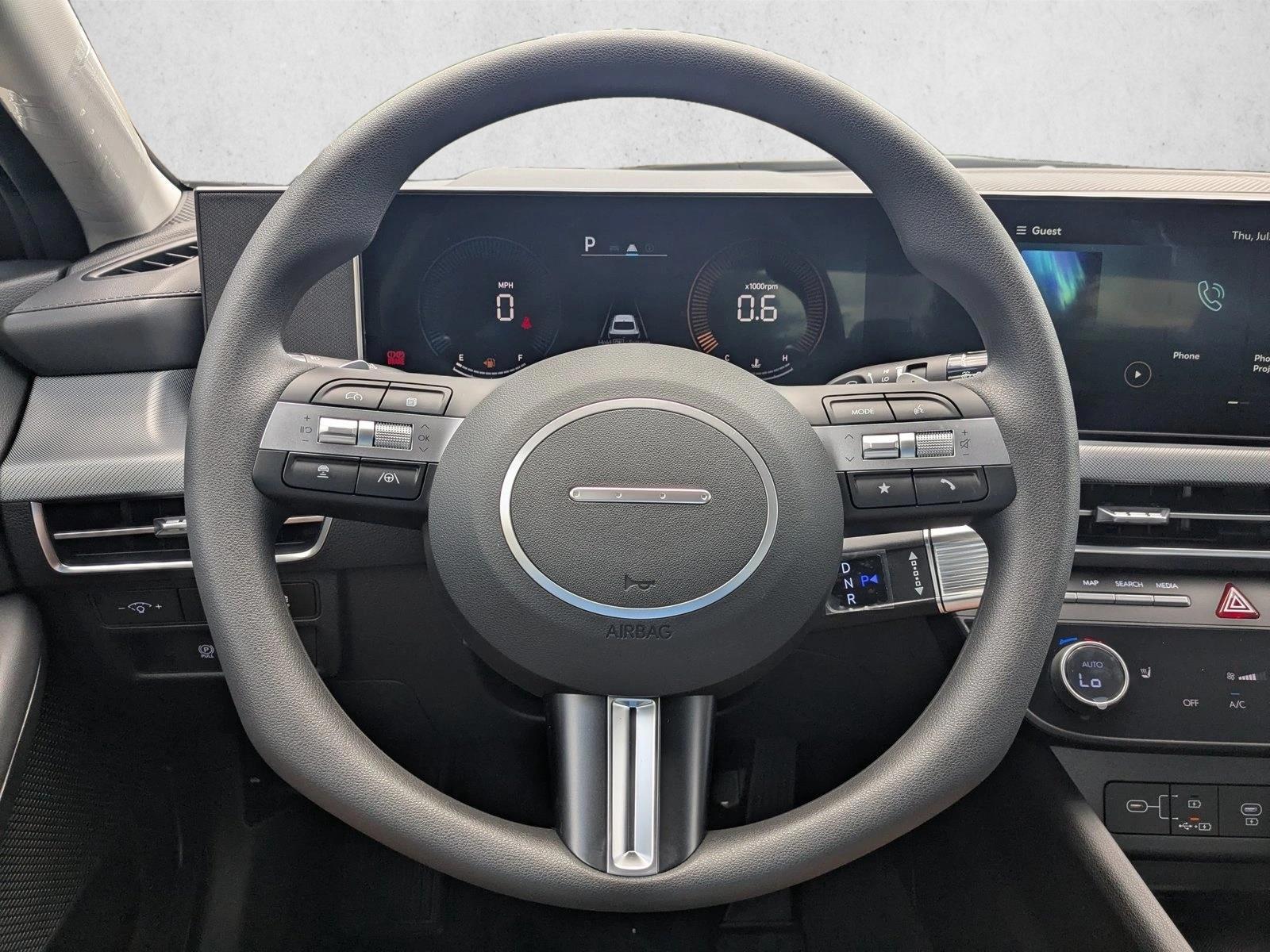 2025 Hyundai Sonata SEL - Photo 9