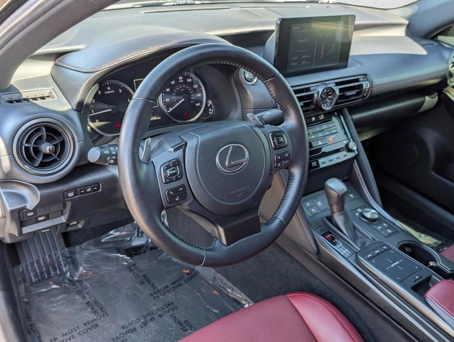 Thumbnail: 2023 Lexus IS - 3