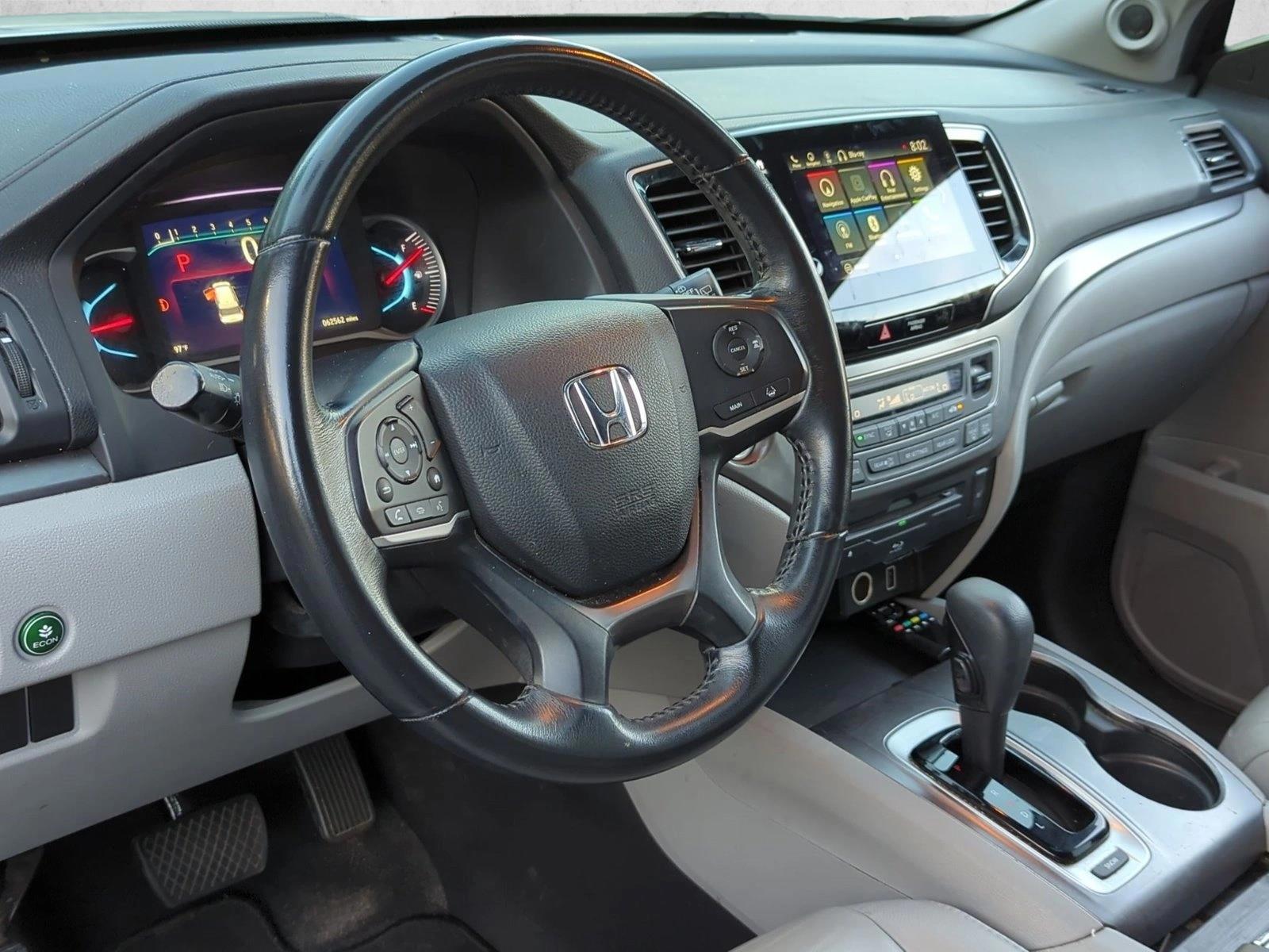 Thumbnail: 2019 Honda Pilot - 3