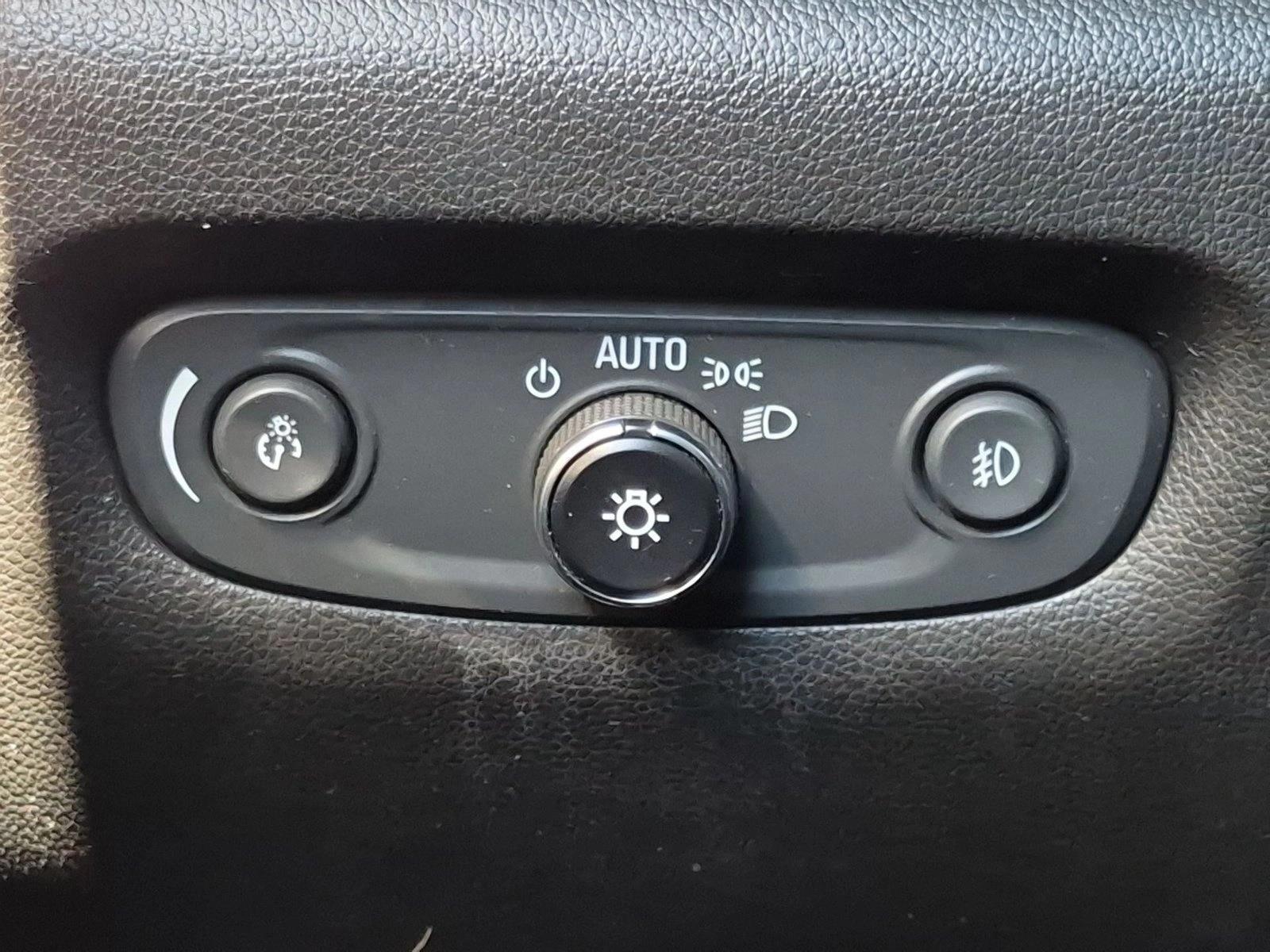 2020 Chevrolet Traverse 3LT - Photo 17