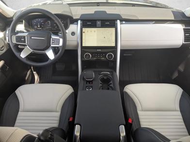 2026 Land Rover Discovery