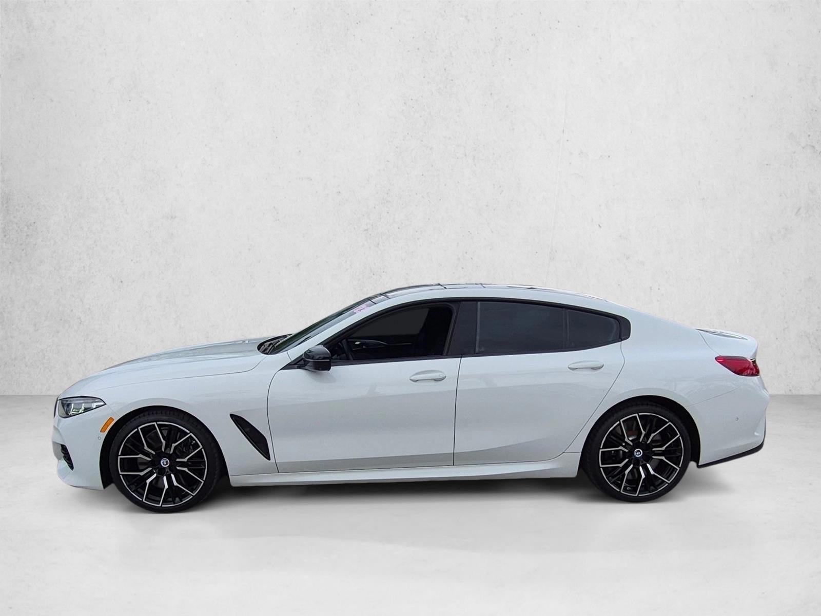 2023 BMW 8 Series M850i - Photo 9