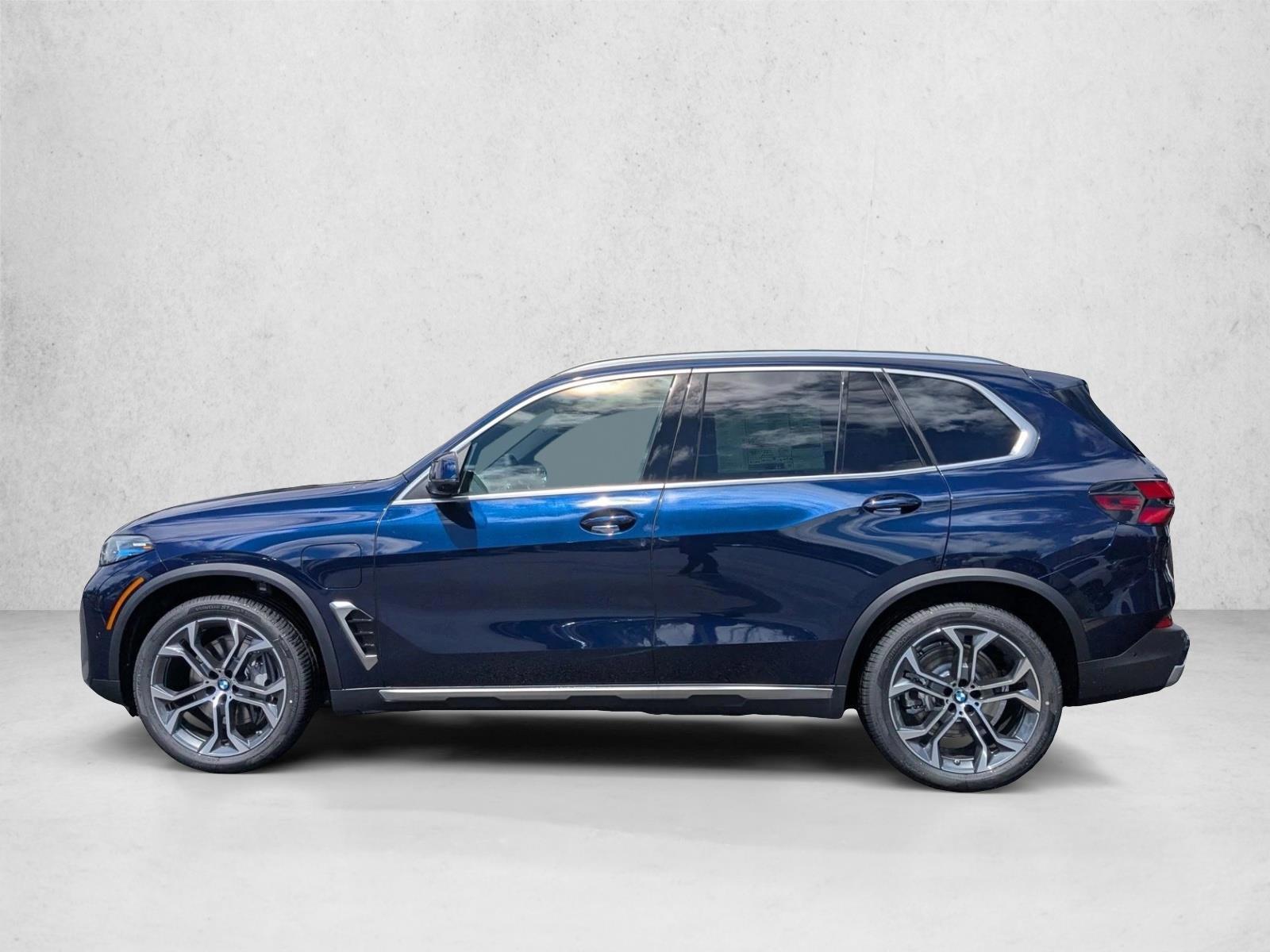 Thumbnail: 2026 BMW X5 - 2