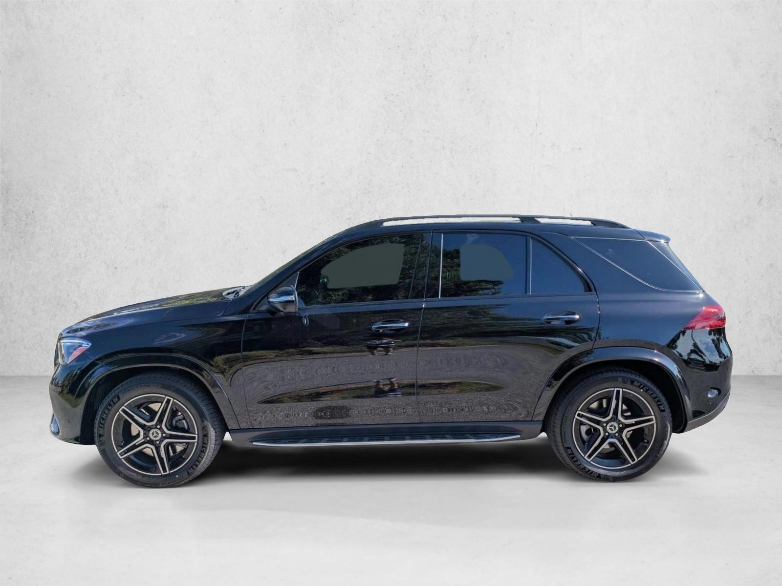 Thumbnail: 2026 Mercedes-Benz GLE - 2