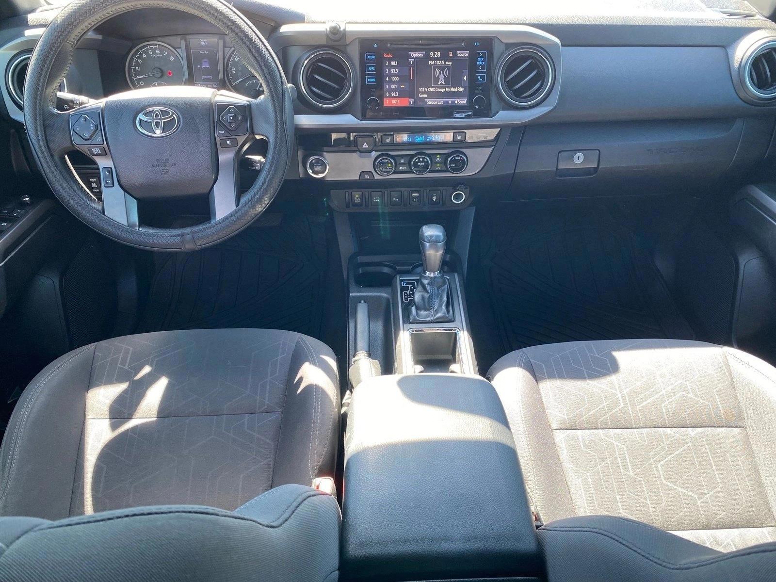 Thumbnail: 2017 Toyota Tacoma - 3