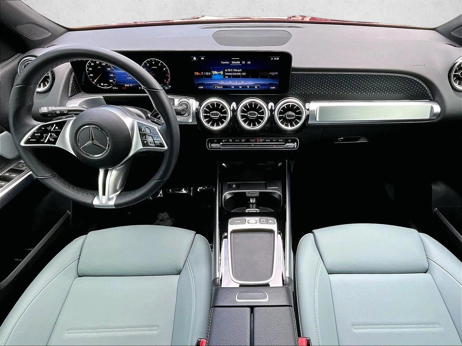 Thumbnail: 2026 Mercedes-Benz GLB - 4