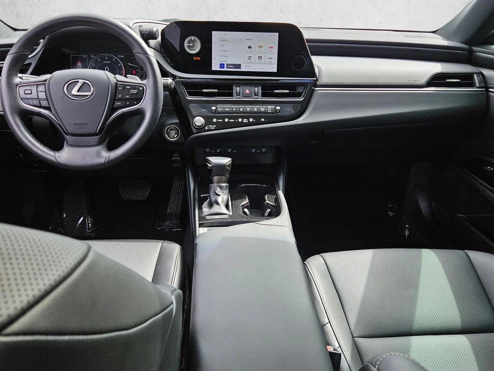 Thumbnail: 2024 Lexus ES - 3
