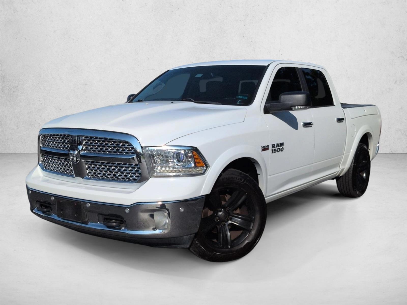 2016 RAM 1500 Pickup Laramie