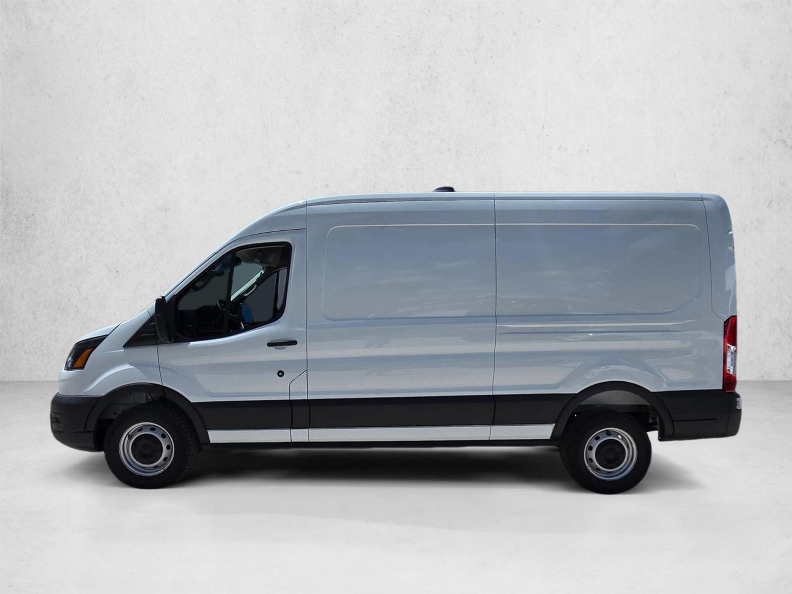 Thumbnail: 2026 Ford Transit Series - 2