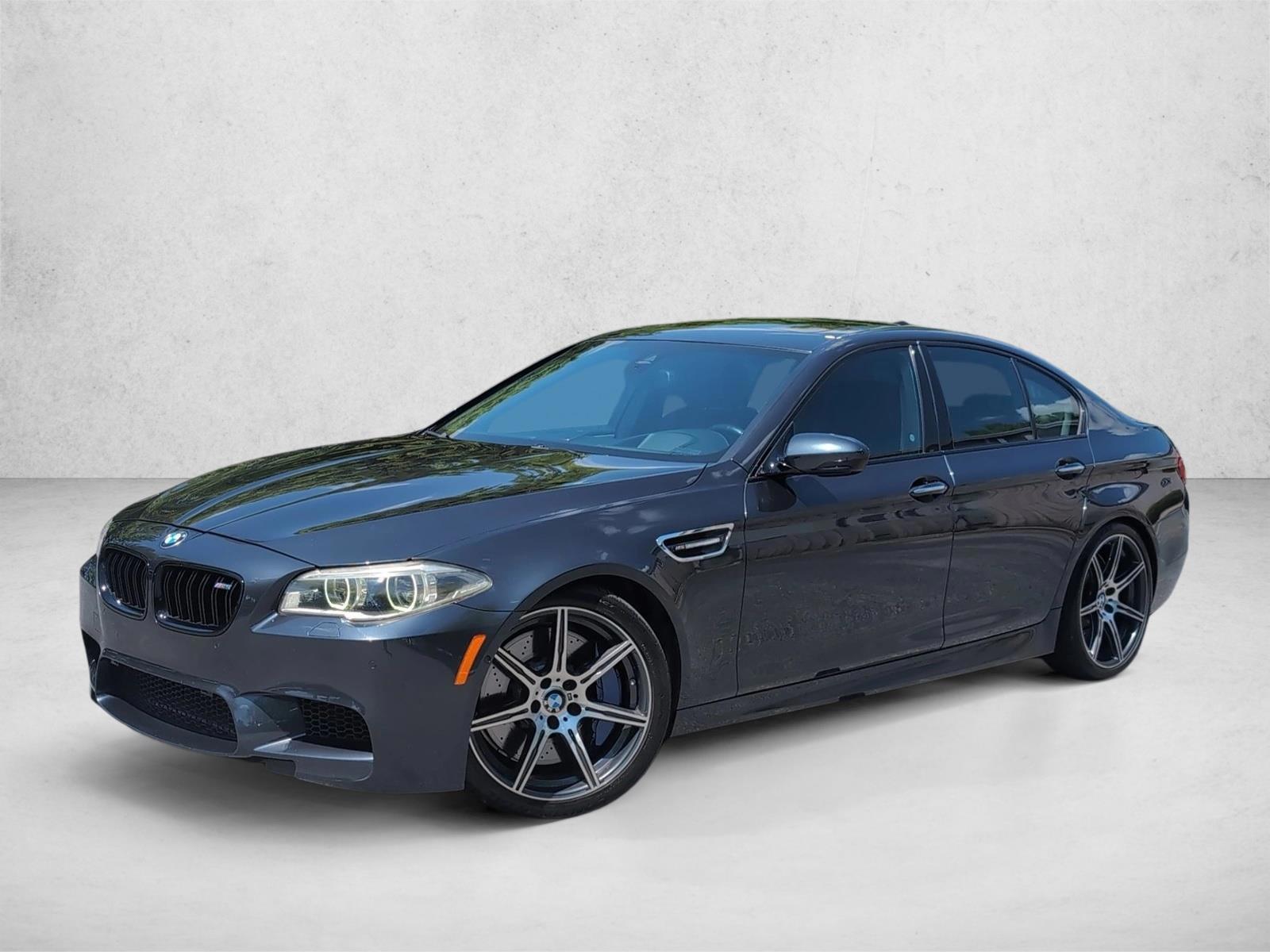 Thumbnail: 2015 BMW M5 - 1