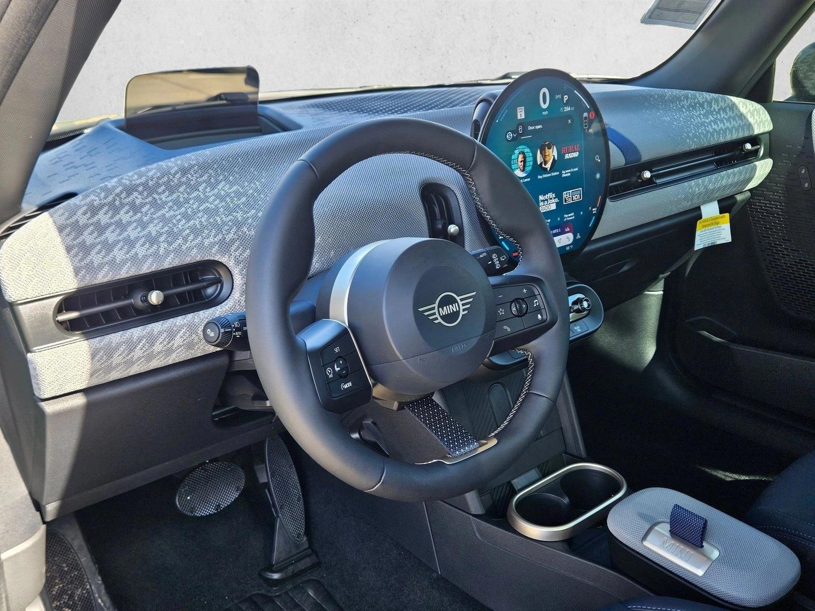 Thumbnail: 2026 MINI Cooper Hardtop - 3