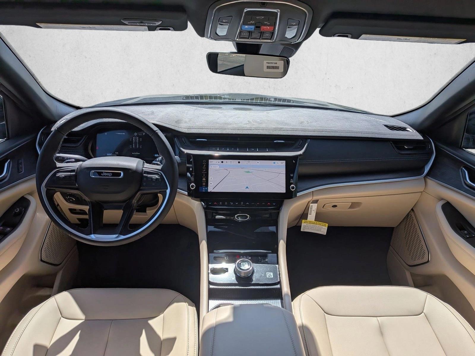 Thumbnail: 2026 Jeep Grand Cherokee - 4