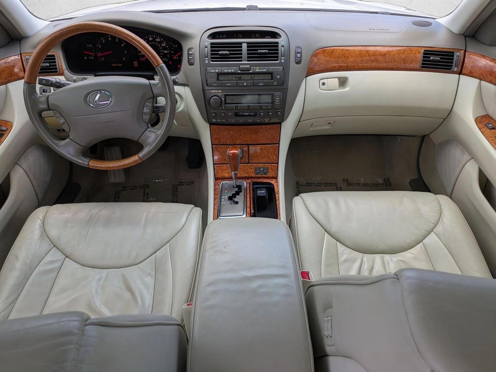 Thumbnail: 2001 Lexus LS - 3