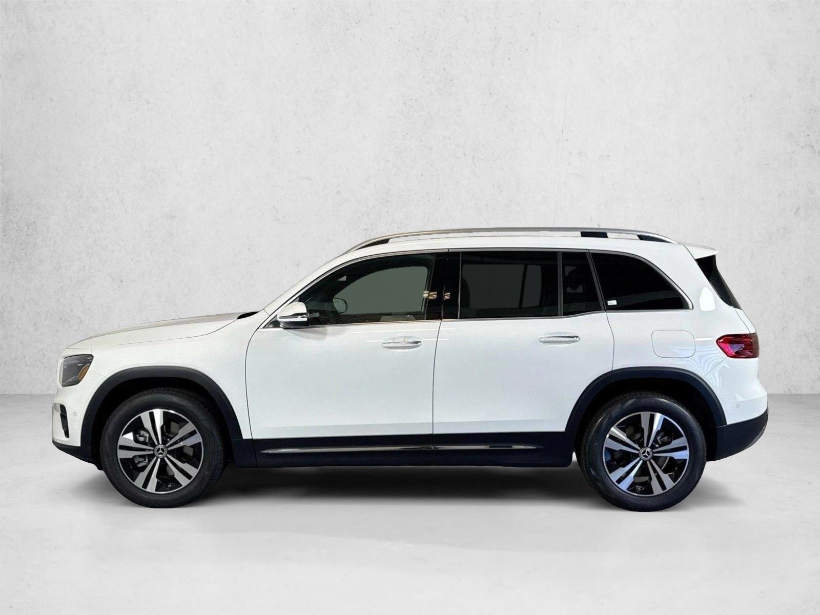Thumbnail: 2026 Mercedes-Benz GLB - 2