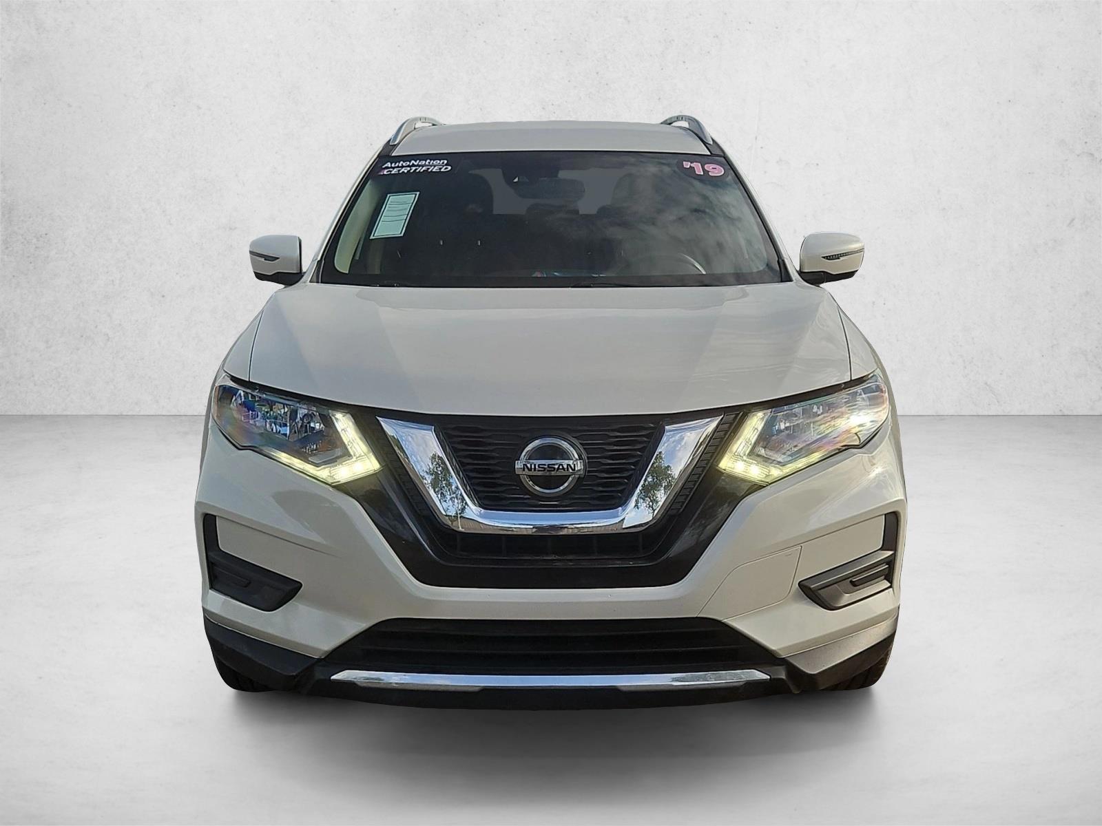 Used 2019 Nissan Rogue SV with VIN JN8AT2MT3KW503487 for sale in Des Plaines, IL