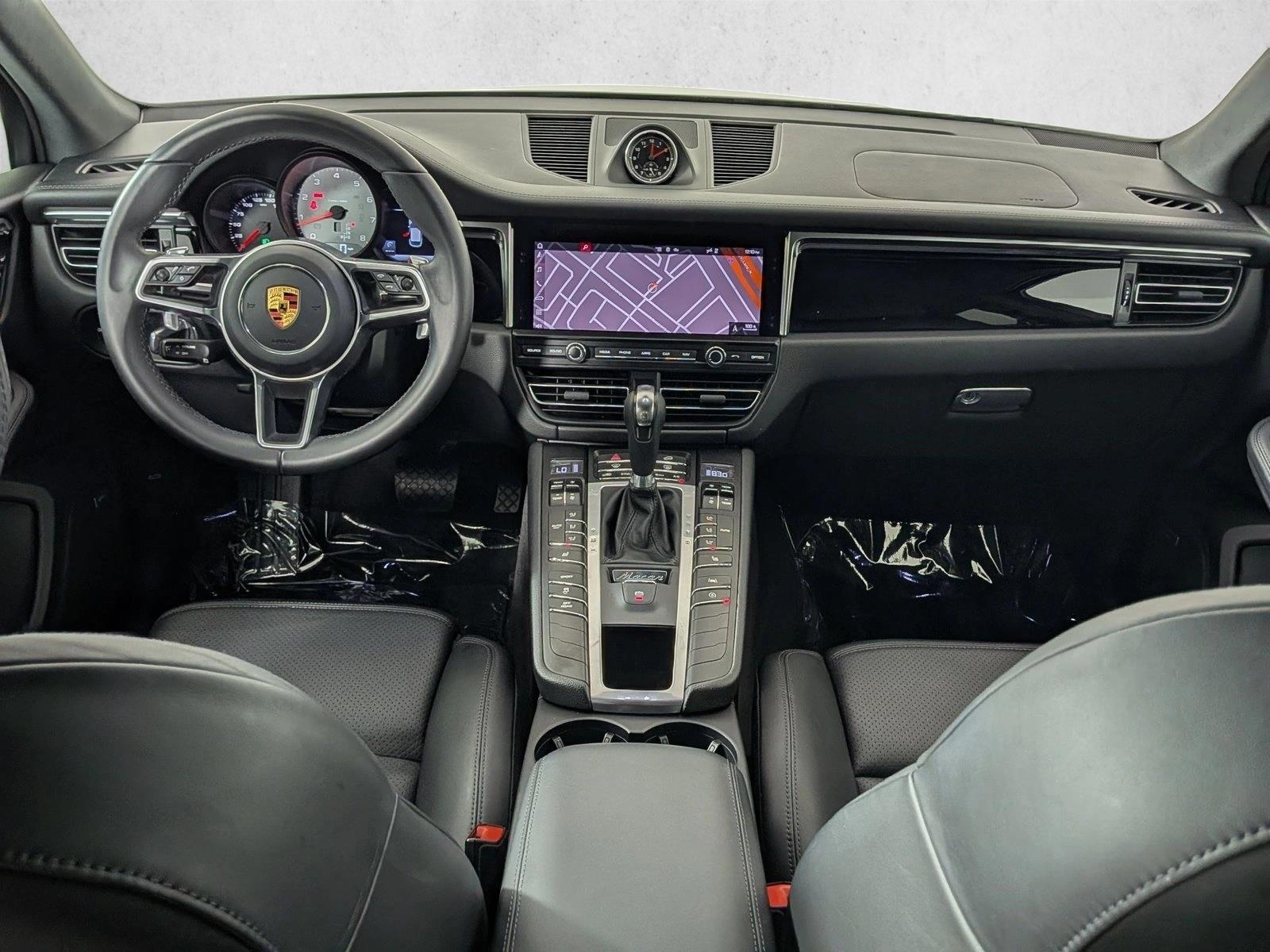 Thumbnail: 2021 Porsche Macan - 4