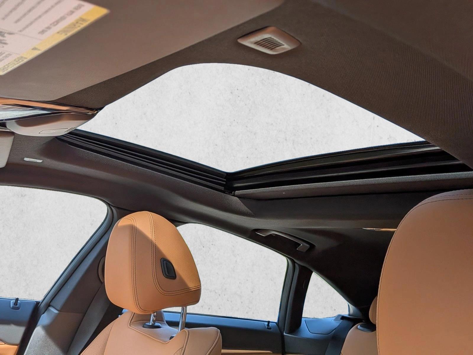2023 BMW i4 40 - Photo 17