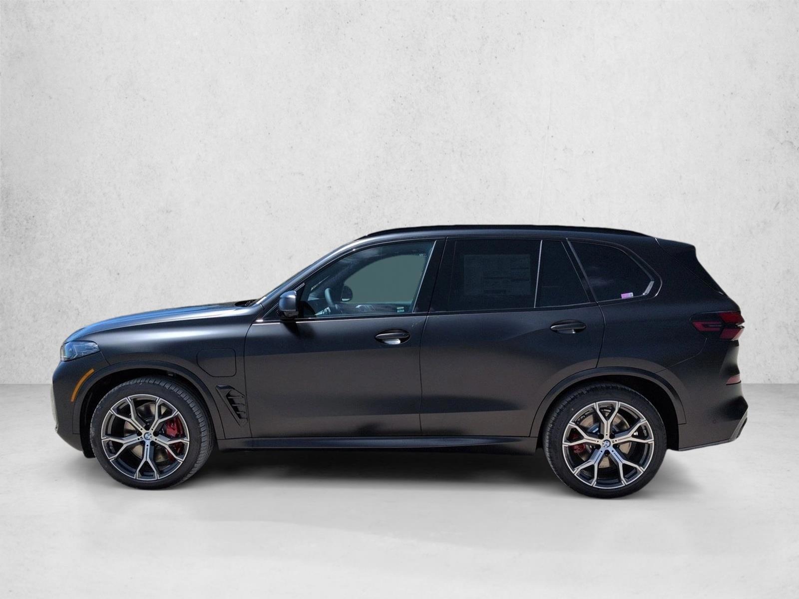 Thumbnail: 2026 BMW X5 - 2