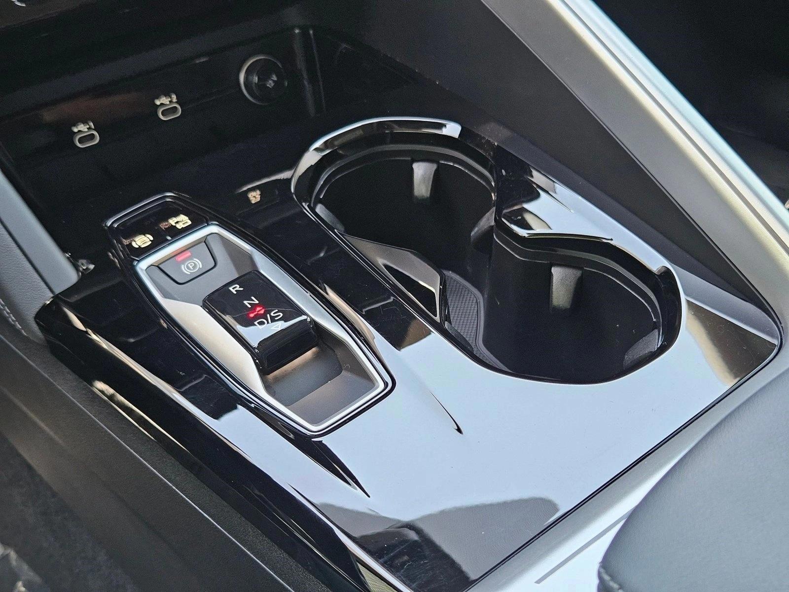 2025 Audi Q5 Premium - Photo 17